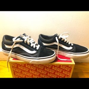 VANS | Old Skool Black / White Sneakers